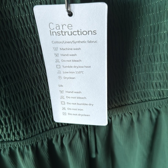 Brand new never worn medium green dress - Picture 5 of 7